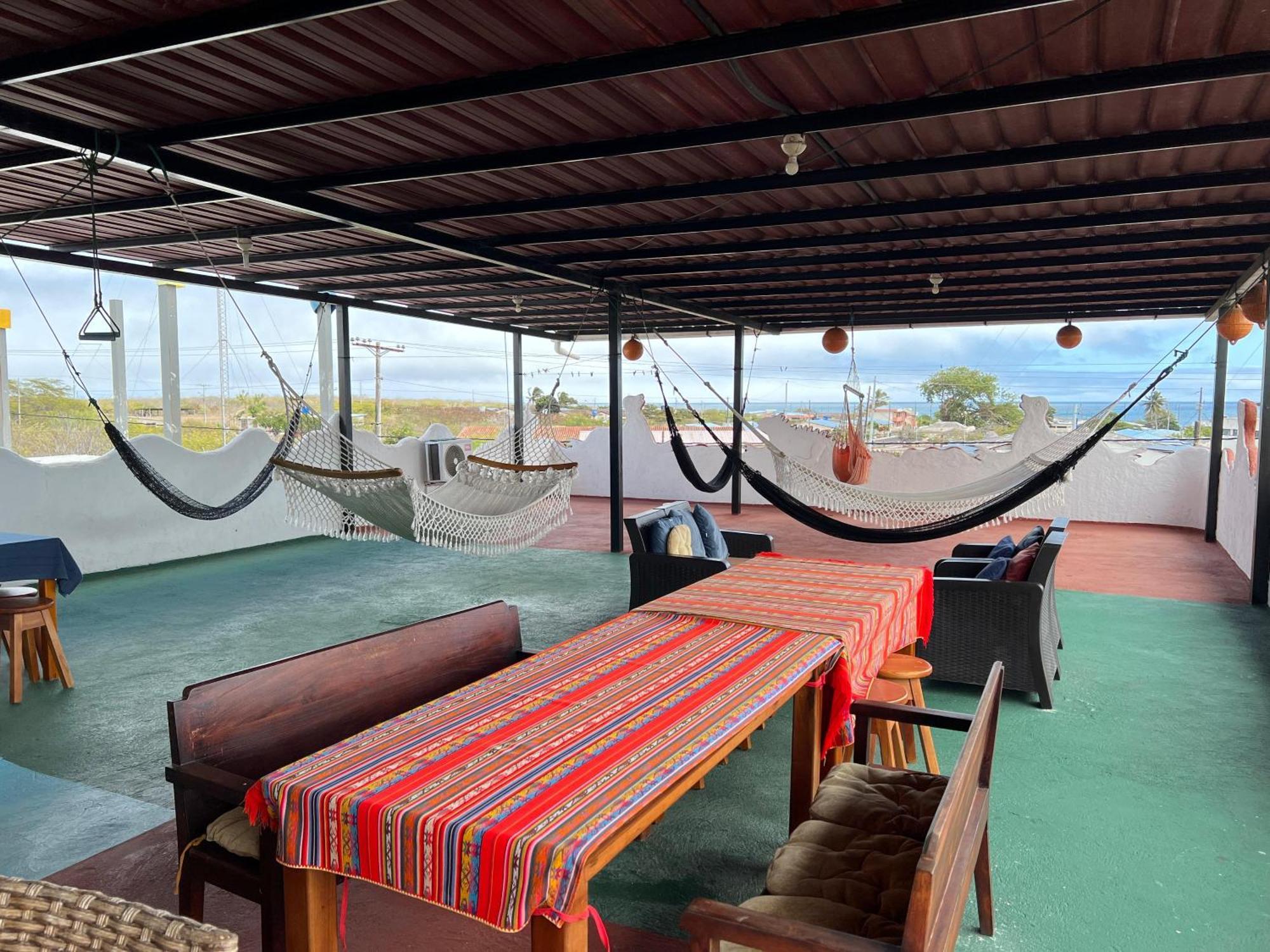 Hostal Cattleya Puerto Baquerizo Moreno Extérieur photo