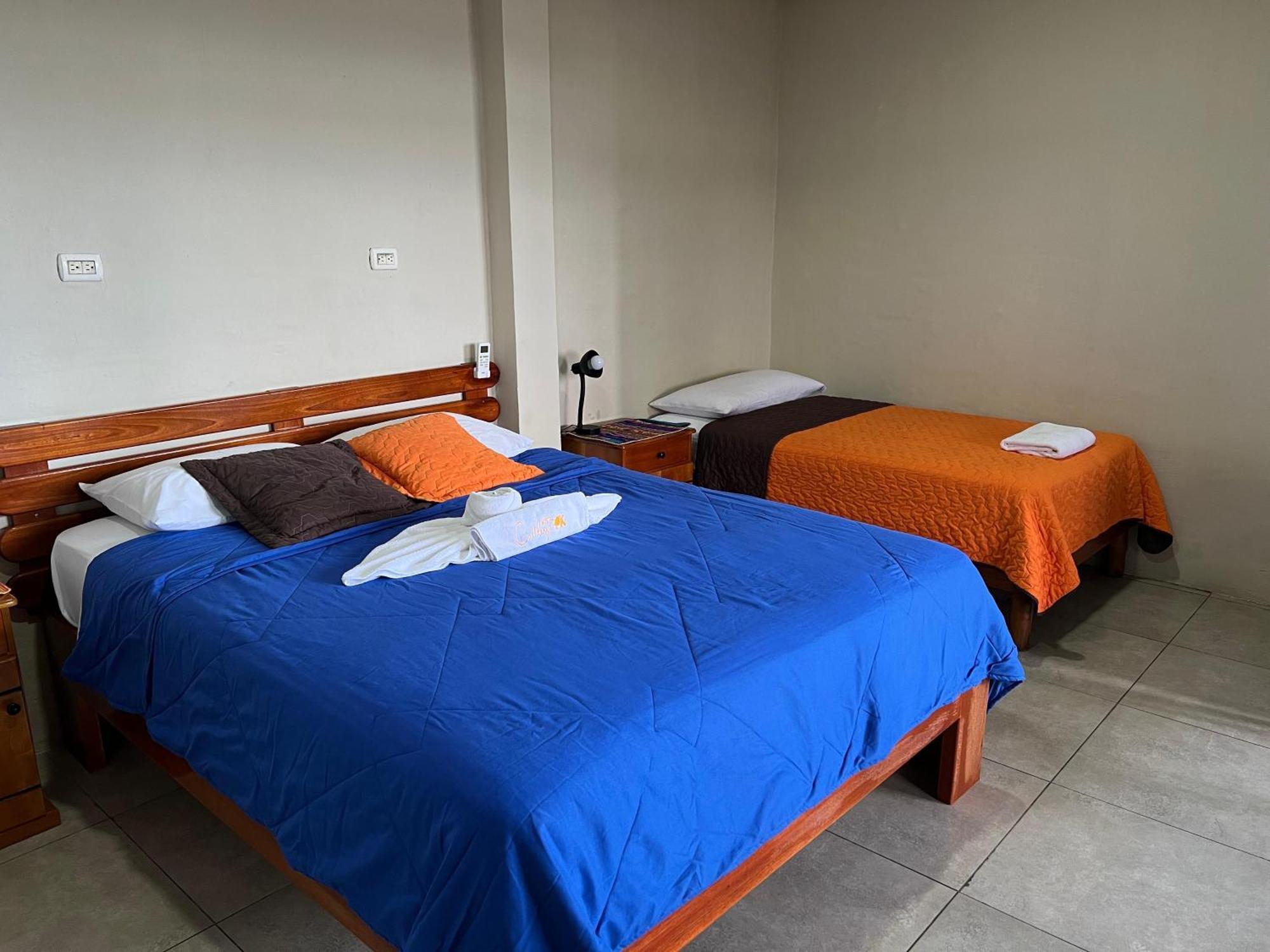 Hostal Cattleya Puerto Baquerizo Moreno Extérieur photo